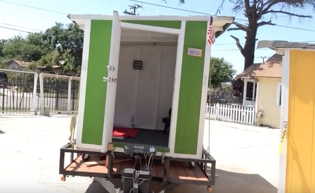 Image: The government’s has waged an insane war on tiny homes and humanity in general (Video)