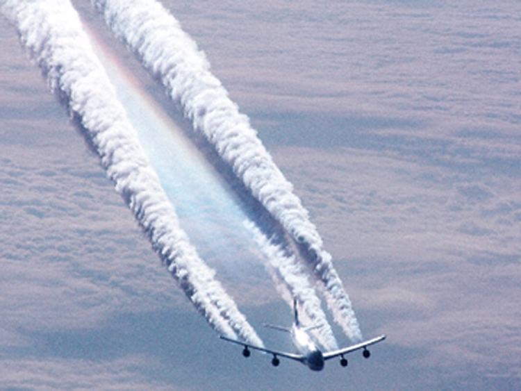 Image: Rapper B.o.B Exposes Chemtrails (Video)