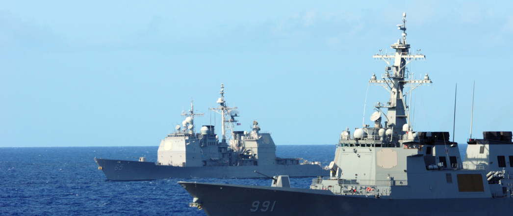 Image: Warning shots fired at North Korean vessel