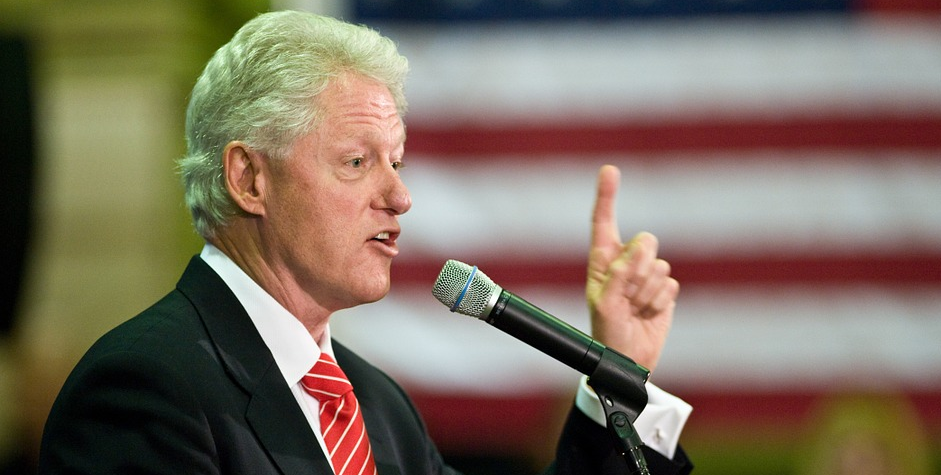 Image: Bill Clinton Smears Bernie as Sexist