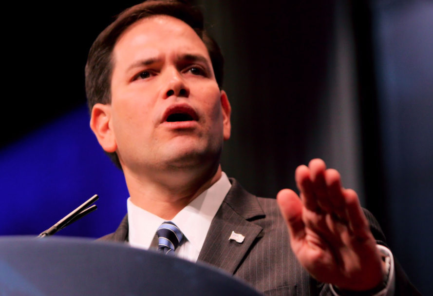 Image: Desperate Rubio’s new low: Attacking Trump’s genitals (Video)