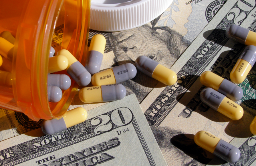 Image: The revolving door between the FDA and Big Pharma (Video)