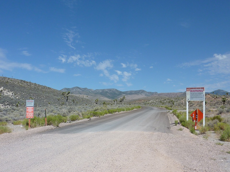 Image: 2 Bikers Held at Gunpoint Near Area 51 (Video)